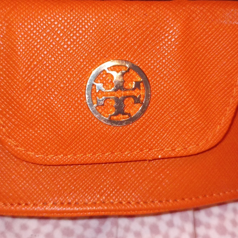 Tory Burch glasses case